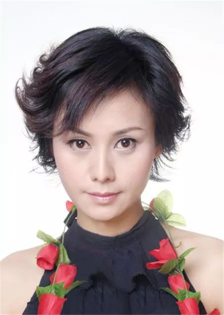 陈超女演员，星光熠熠，魅力无限展现银幕魅力